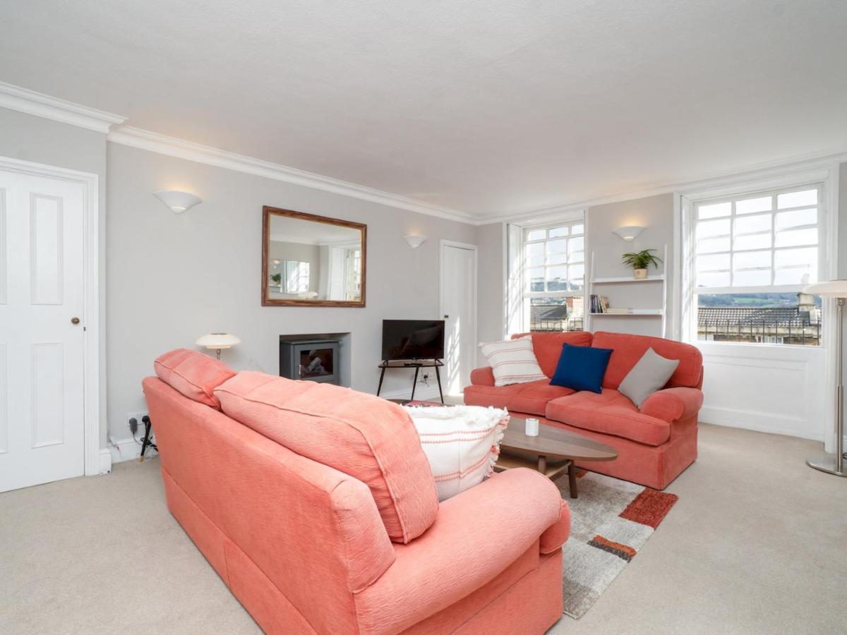 Pass The Keys Lovely 1 Bed Flat With Parking Close To The Centre Apartment